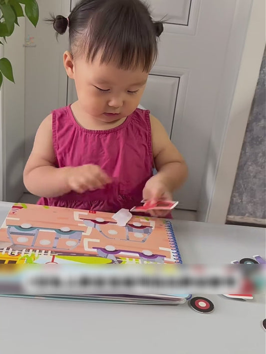 Pinwheel Busy Book Buku Aktivitas Anak 2 Tahun Montessori Mainan Edukasi Balita Velcro Set 1 Buku